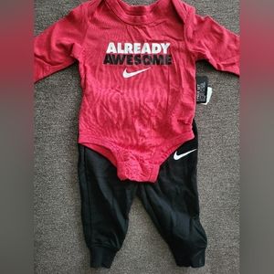 Boys Nike 2 Piece Set 6M